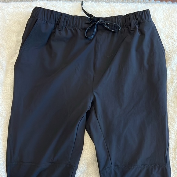 Bylt basics Tech Nylon Jogger Black Large - Picture 2 of 10